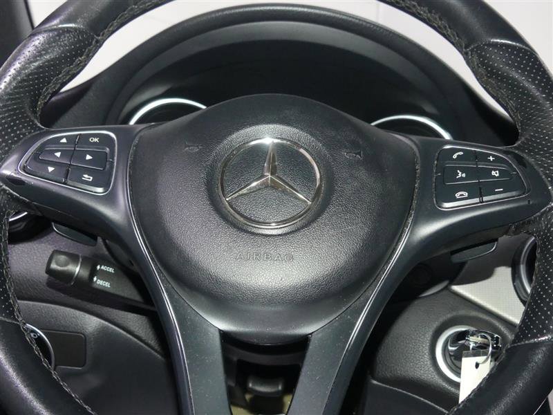 Used 2019 Mercedes-Benz GLA 250 4MATIC image 31