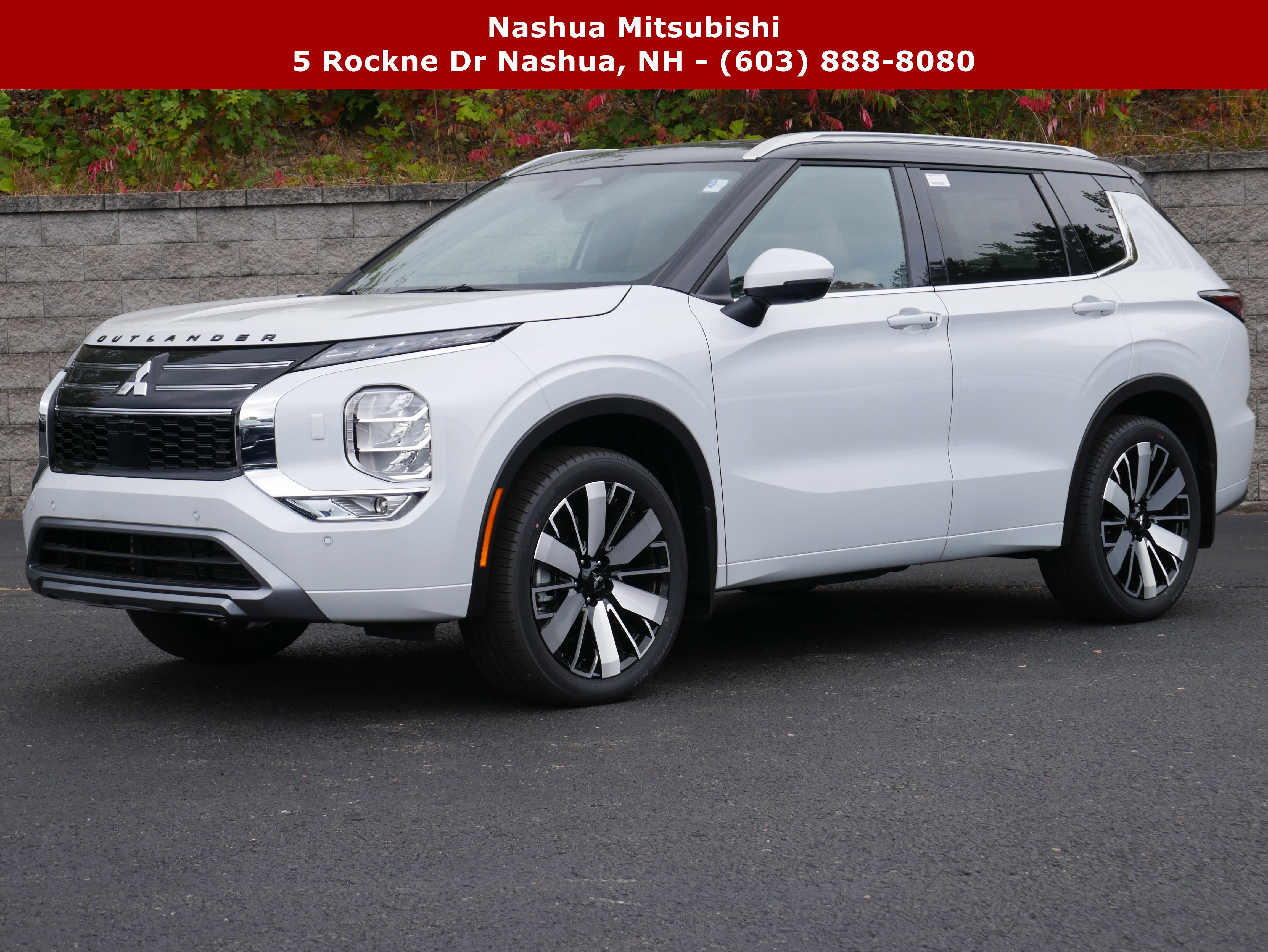 New 2025 Mitsubishi Outlander SEL