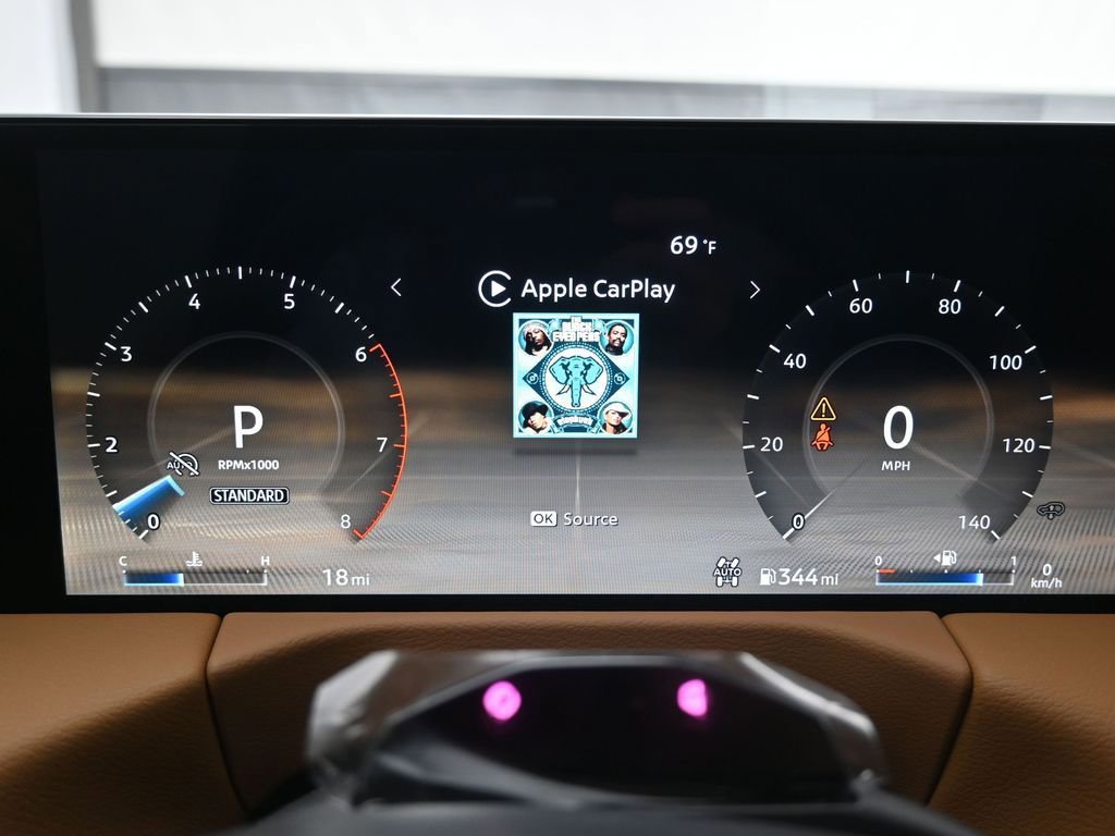 New 2025 Nissan Armada Platinum Reserve image 10