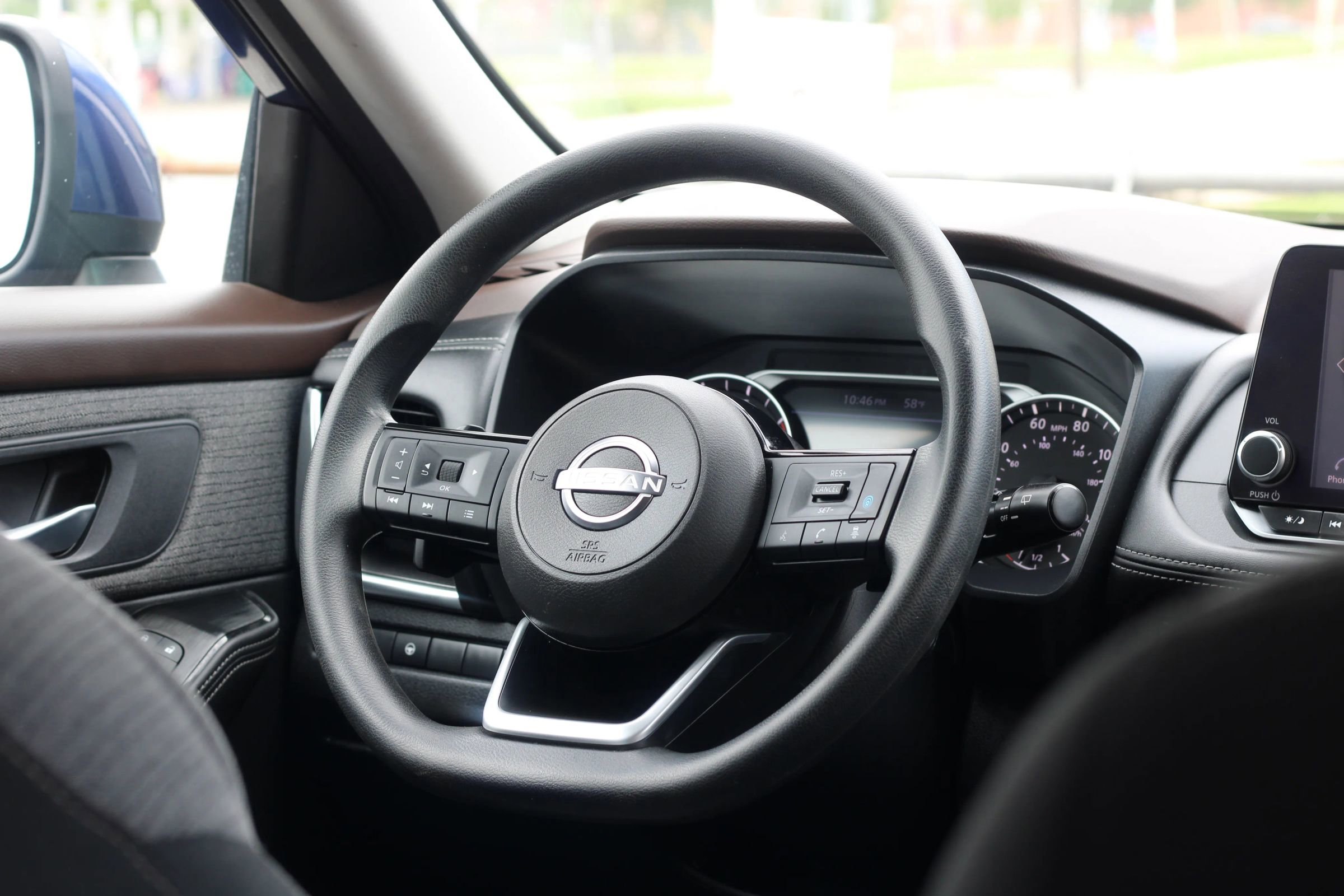 Used 2022 Nissan Rogue SV FWD image 14