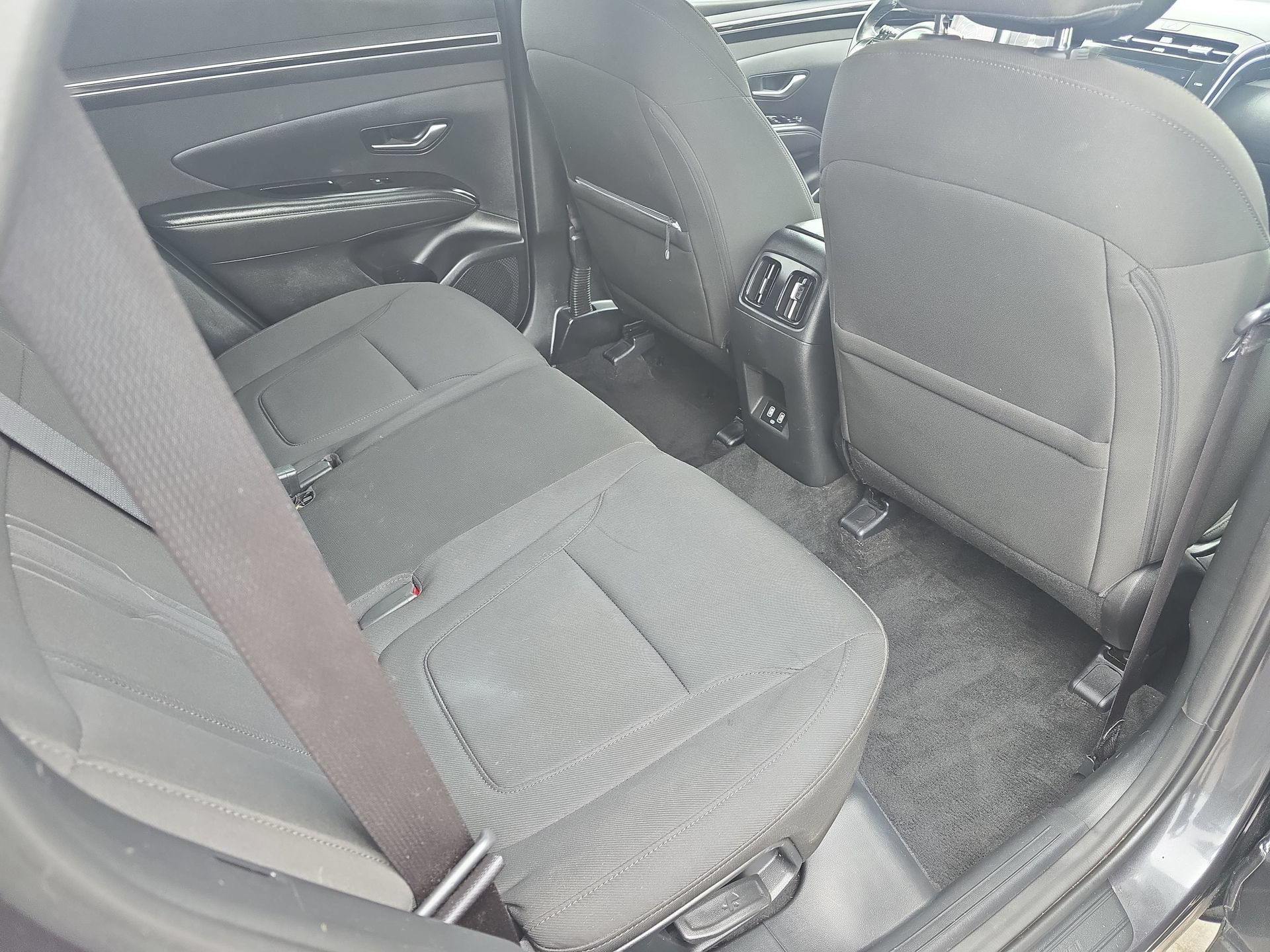 Used 2022 Hyundai Tucson SEL w/ Convenience Package AWD/4WD image 11