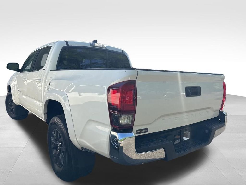 Used 2023 Toyota Tacoma SR5 w/ SR5 Appearance Package image 14