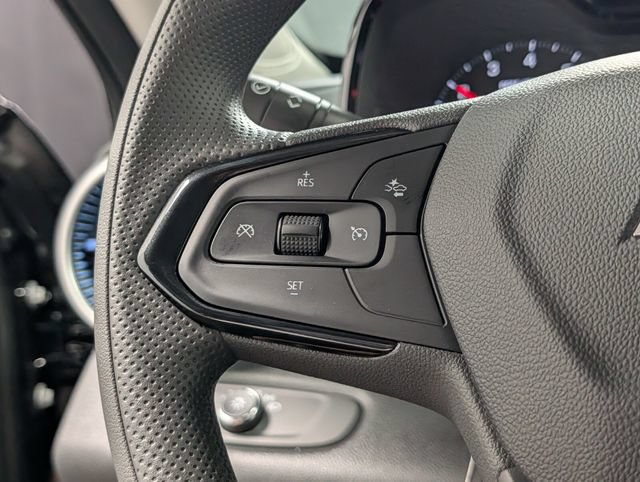 New 2026 Chevrolet Trax LS w/ LS Convenience Package FWD image 18