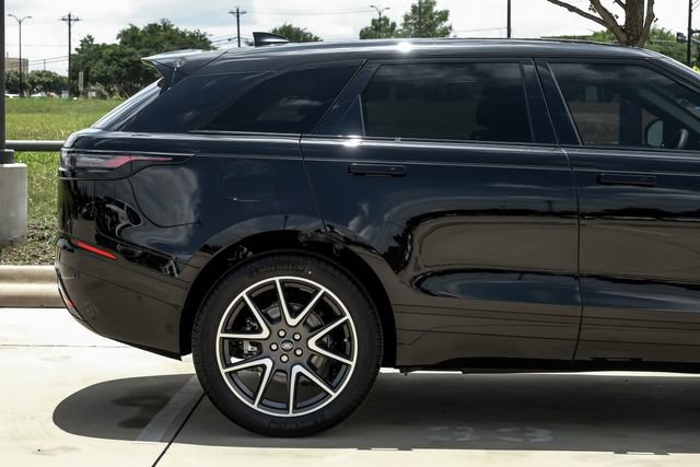 Used 2025 Land Rover Range Rover Velar Dynamic SE AWD/4WD image 8