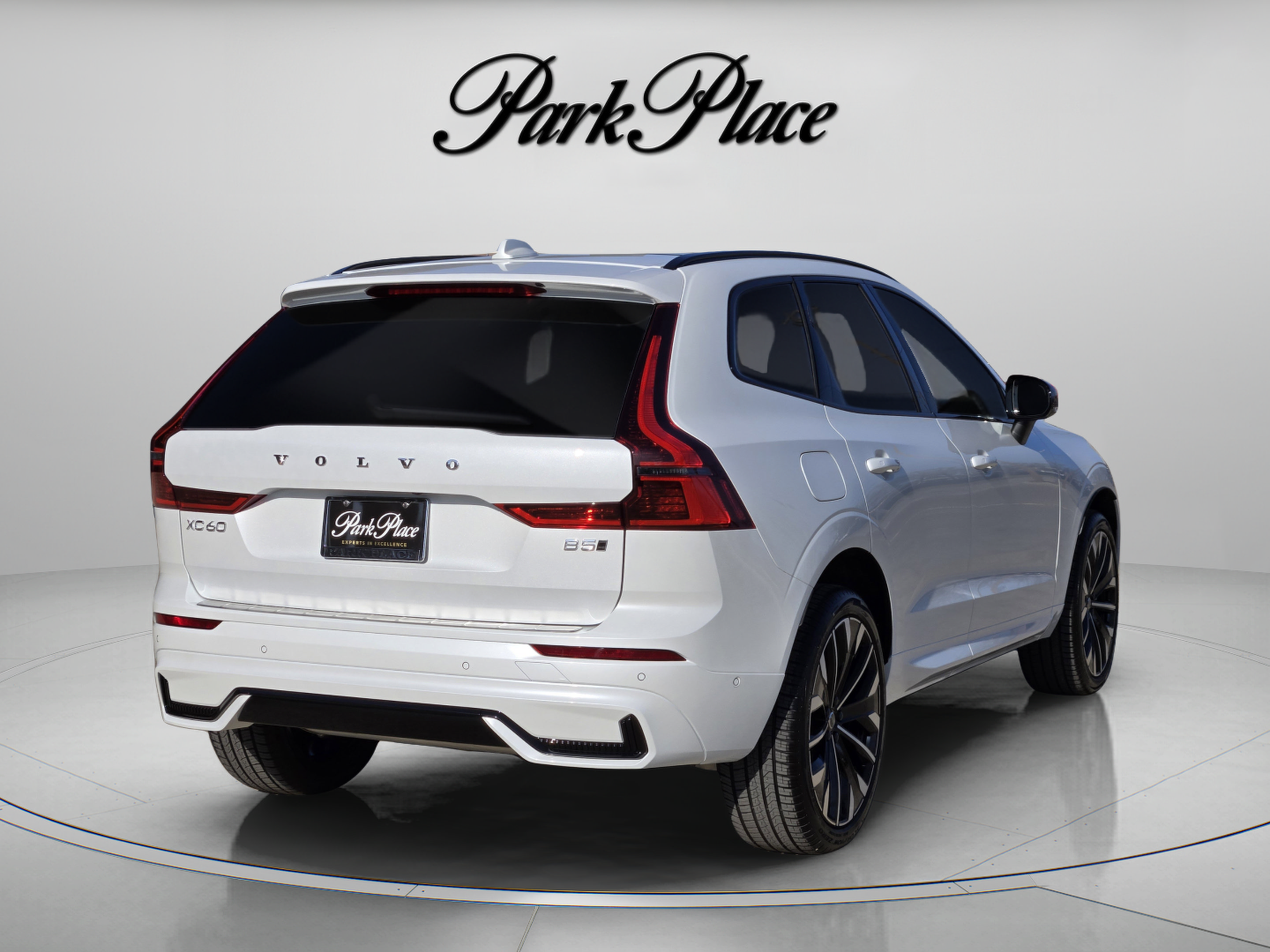 Used 2026 Volvo XC60 B5 Ultra w/ Protection Package Premier AWD/4WD image 6