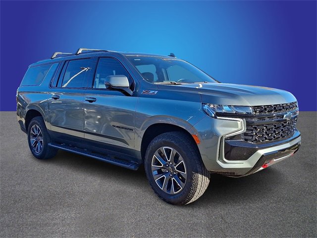 Used 2024 Chevrolet Suburban Z71 w/ Luxury Package image 3