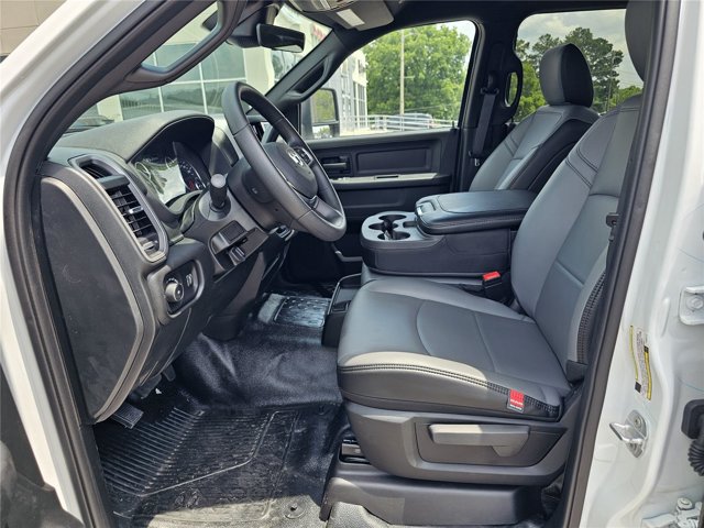 New 2026 RAM 3500 Tradesman AWD/4WD image 41