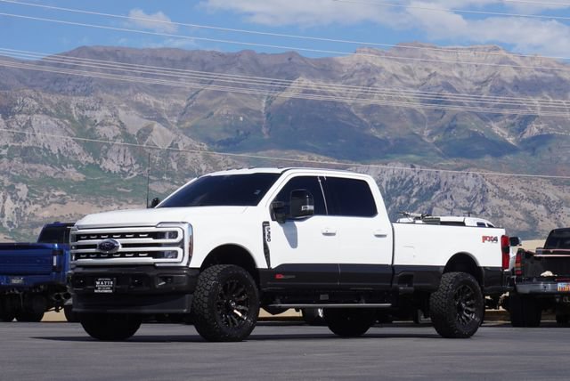 Used 2025 Ford F350 King Ranch AWD/4WD image 3
