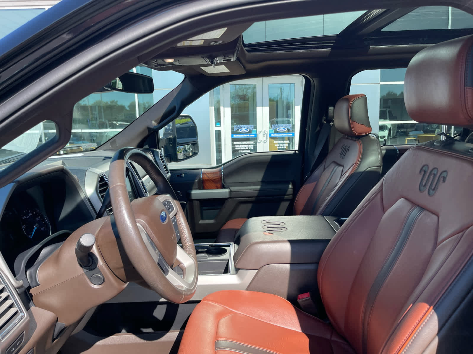 Used 2018 Ford F250 King Ranch w/ King Ranch Ultimate Package AWD/4WD image 11