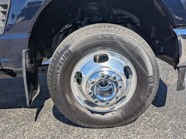 Certified 2024 Ford F350 Lariat w/ Lariat Ultimate Package image 12