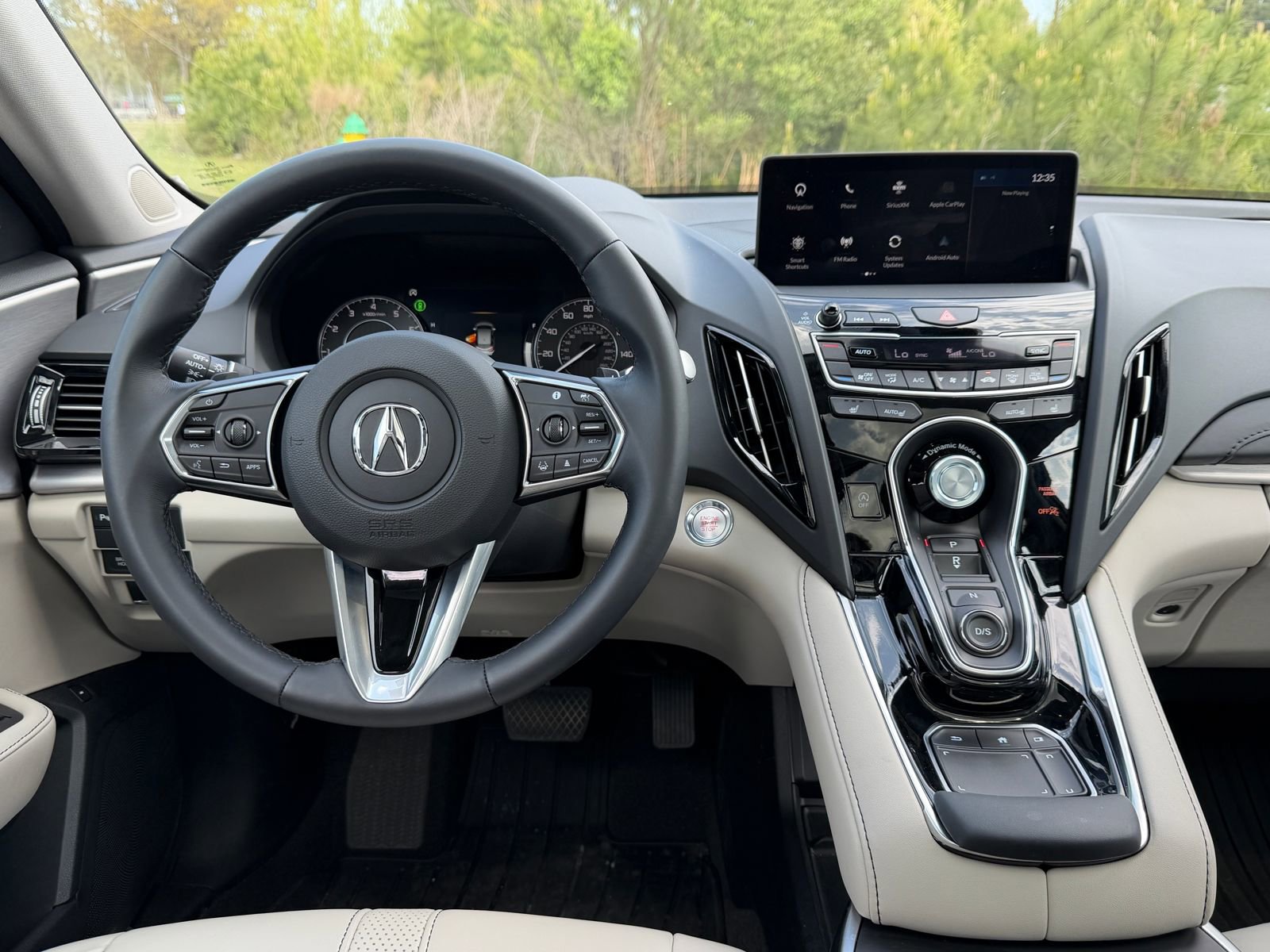Used 2025 Acura RDX w/ Technology Package image 3