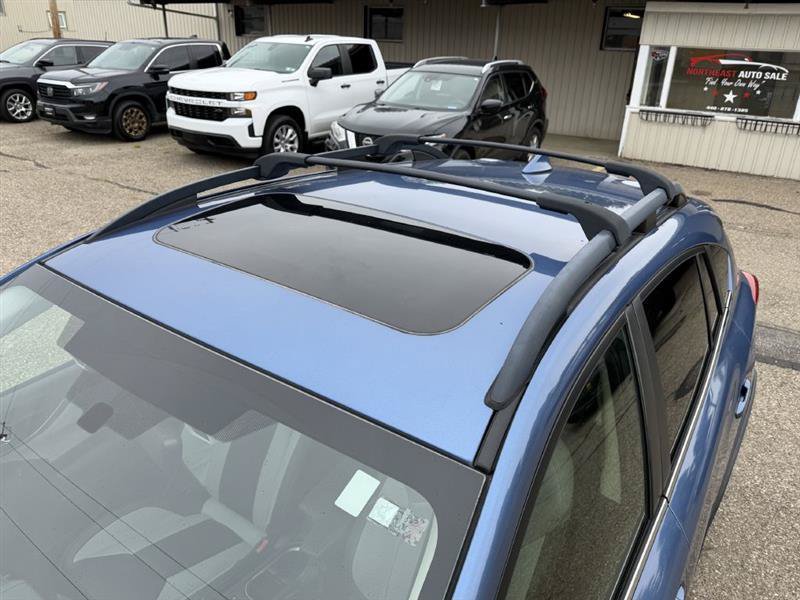 Used 2019 Subaru Crosstrek 2.0i Limited w/ Moonroof Package w/Navigation AWD/4WD image 9