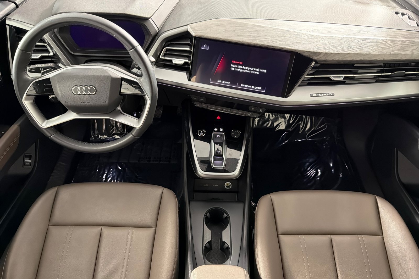 Used 2024 Audi Q4 e-tron Premium AWD/4WD image 12