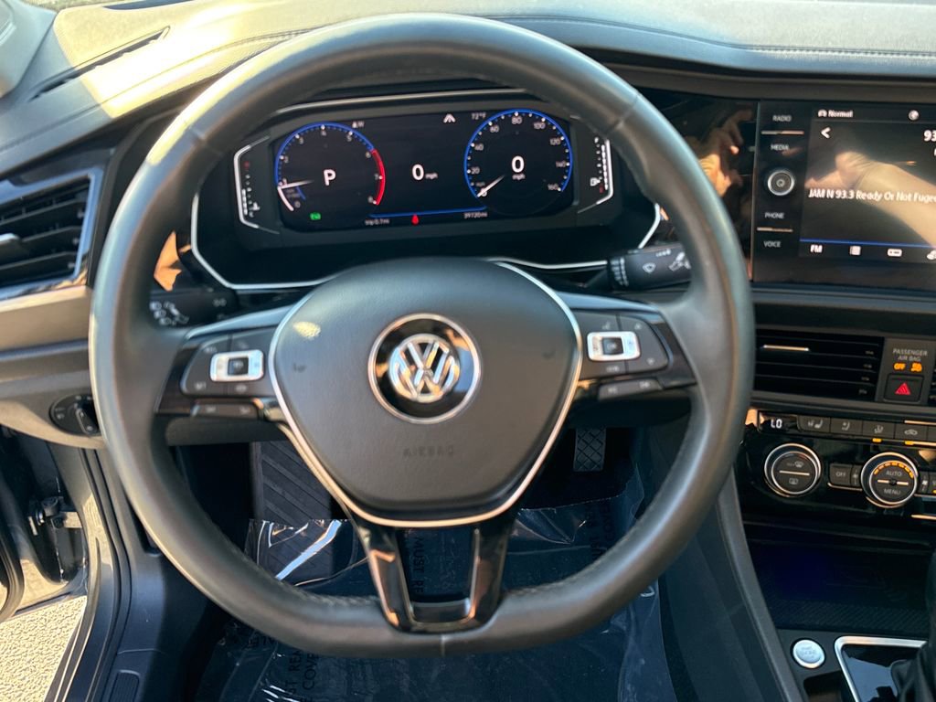 Used 2020 Volkswagen Jetta SEL Premium image 14