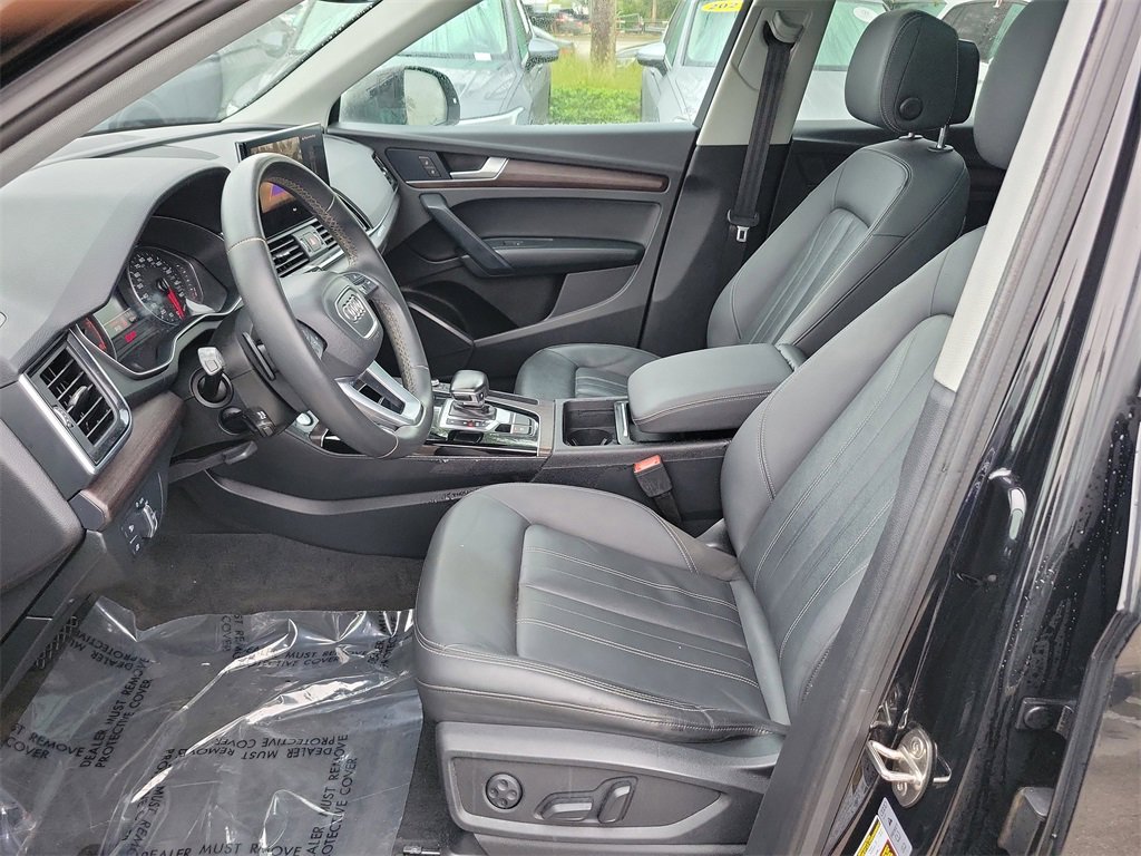 Used 2022 Audi Q5 2.0T Premium w/ Convenience Package image 14