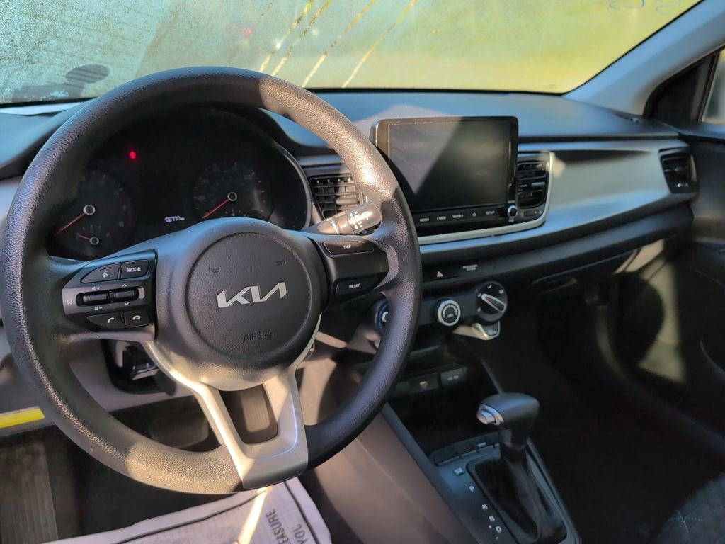 Used 2022 Kia Rio LX image 6