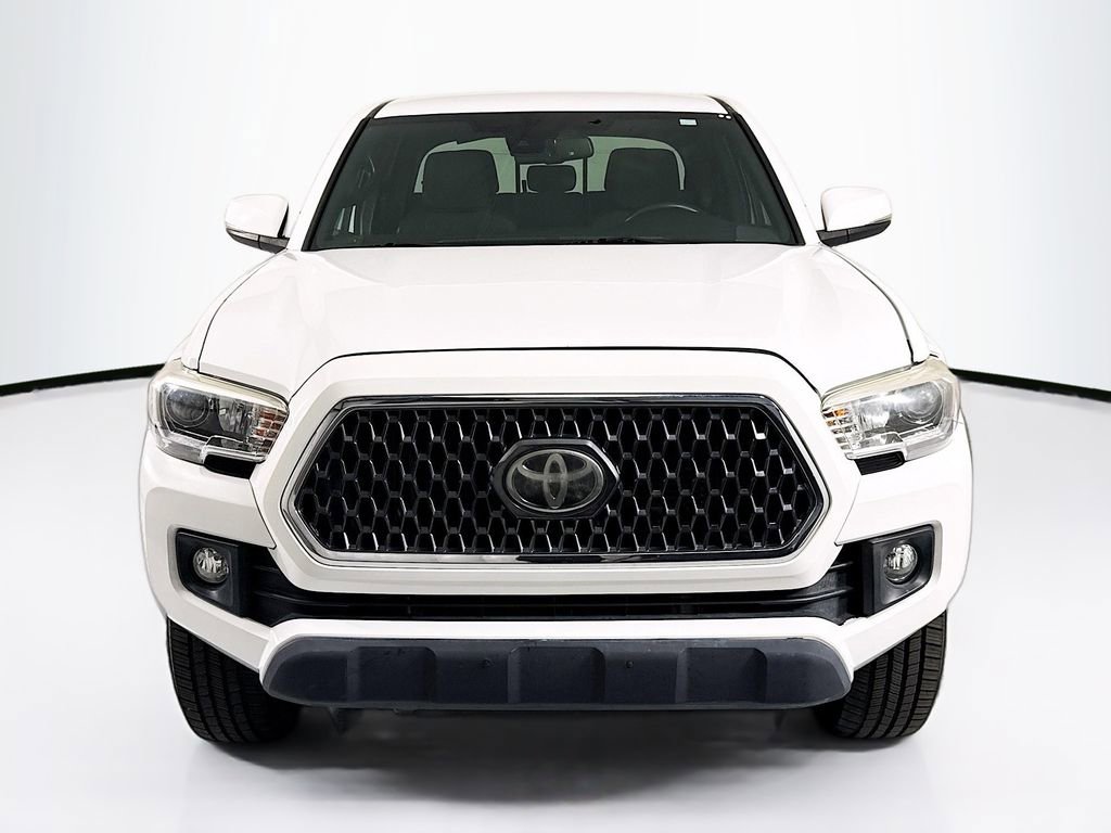 Used 2019 Toyota Tacoma TRD Off-Road RWD image 2