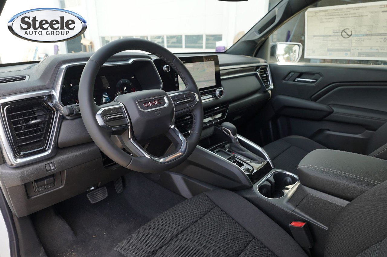 New 2026 GMC Canyon Elevation RWD image 17