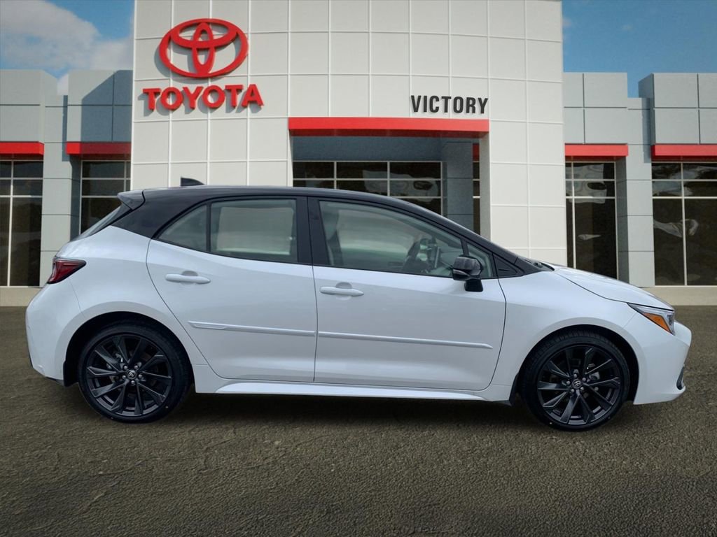 New 2026 Toyota Corolla XSE image 2