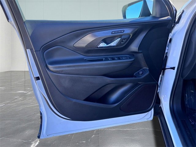 Used 2022 GMC Terrain SLT image 12