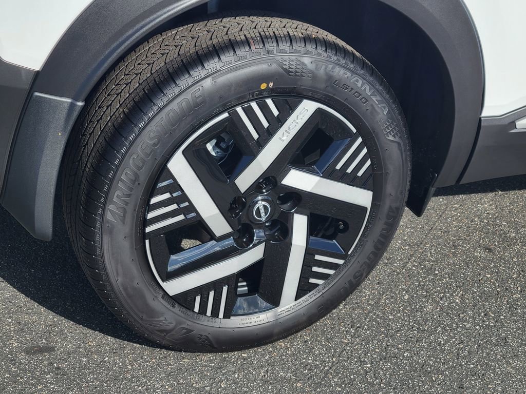 New 2026 Nissan Kicks SV w/ Cold Weather Package image 3