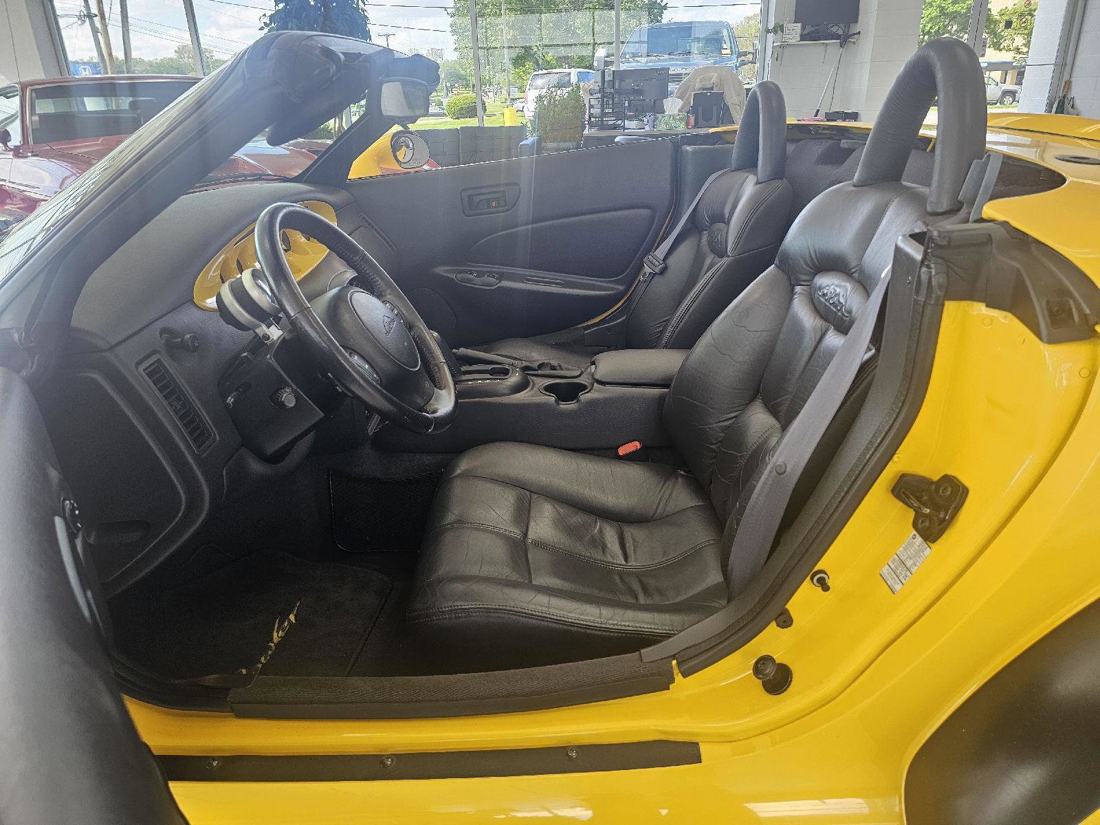 Used 1999 Plymouth Prowler RWD image 10