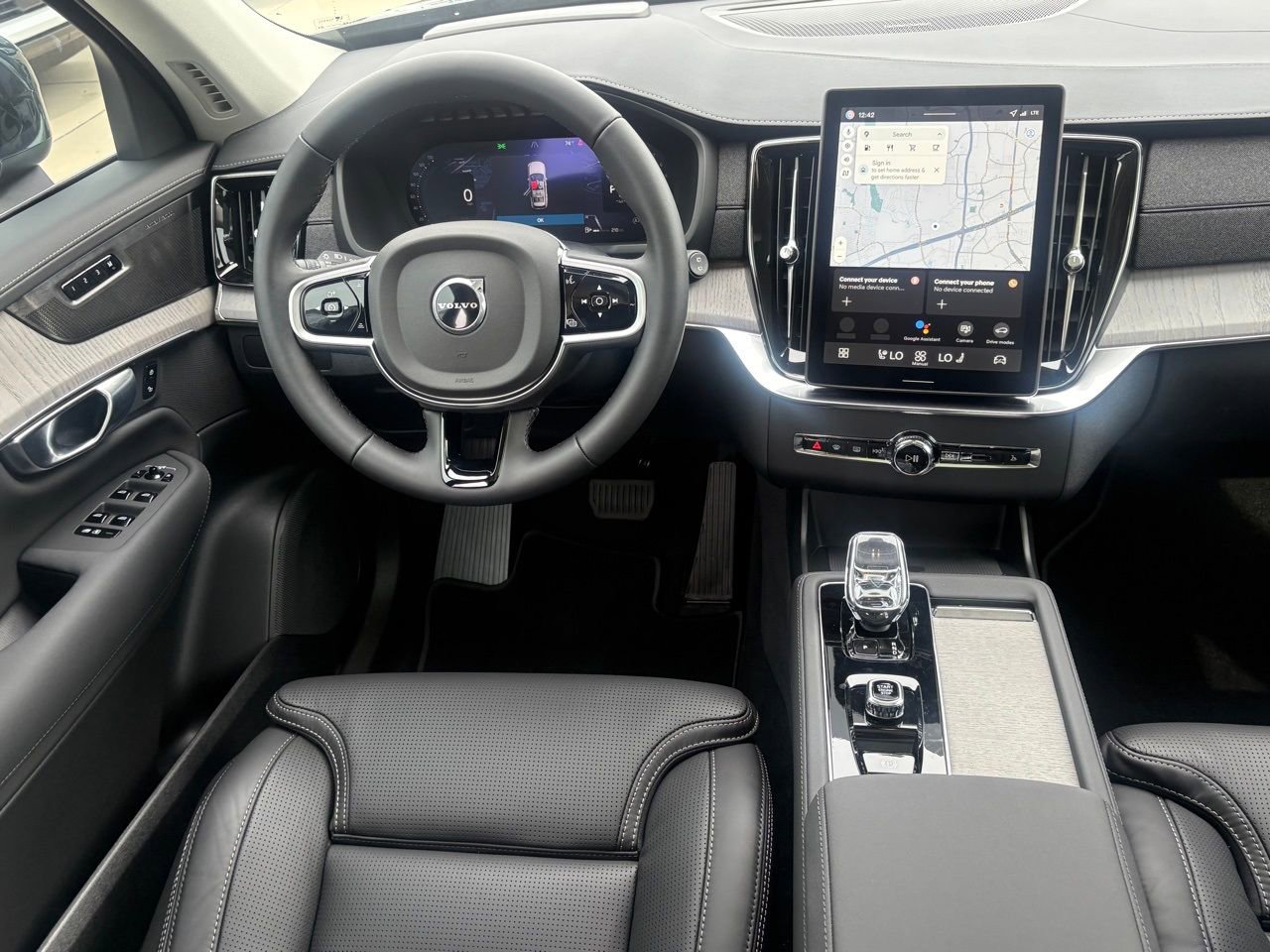 New 2026 Volvo XC90 B6 Ultra w/ Protection Package Premier image 12