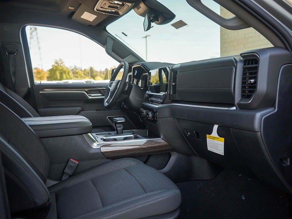 New 2026 Chevrolet Silverado 1500 LT AWD/4WD image 8