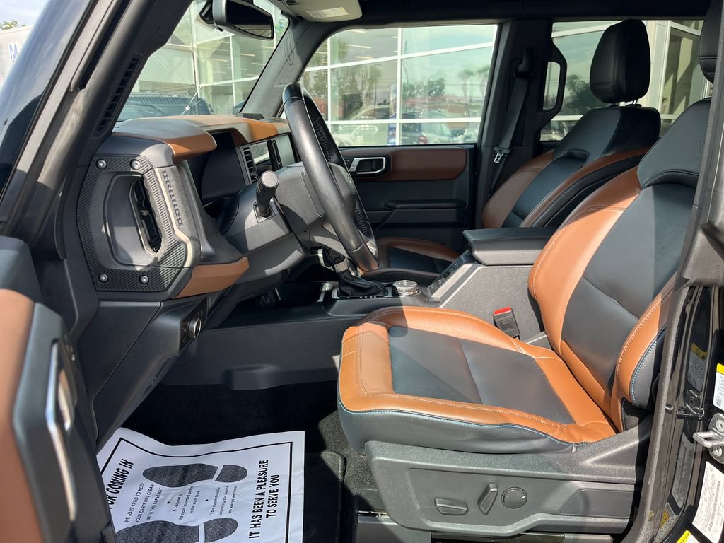 Used 2024 Ford Bronco Outer Banks AWD/4WD image 11