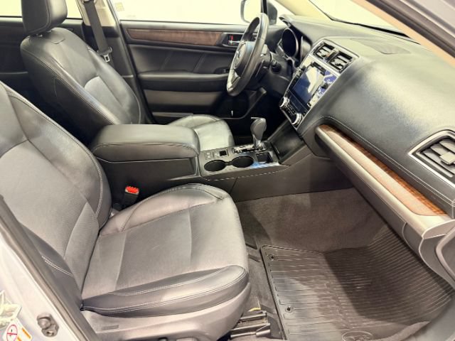 Used 2018 Subaru Outback 2.5i Limited AWD/4WD image 27