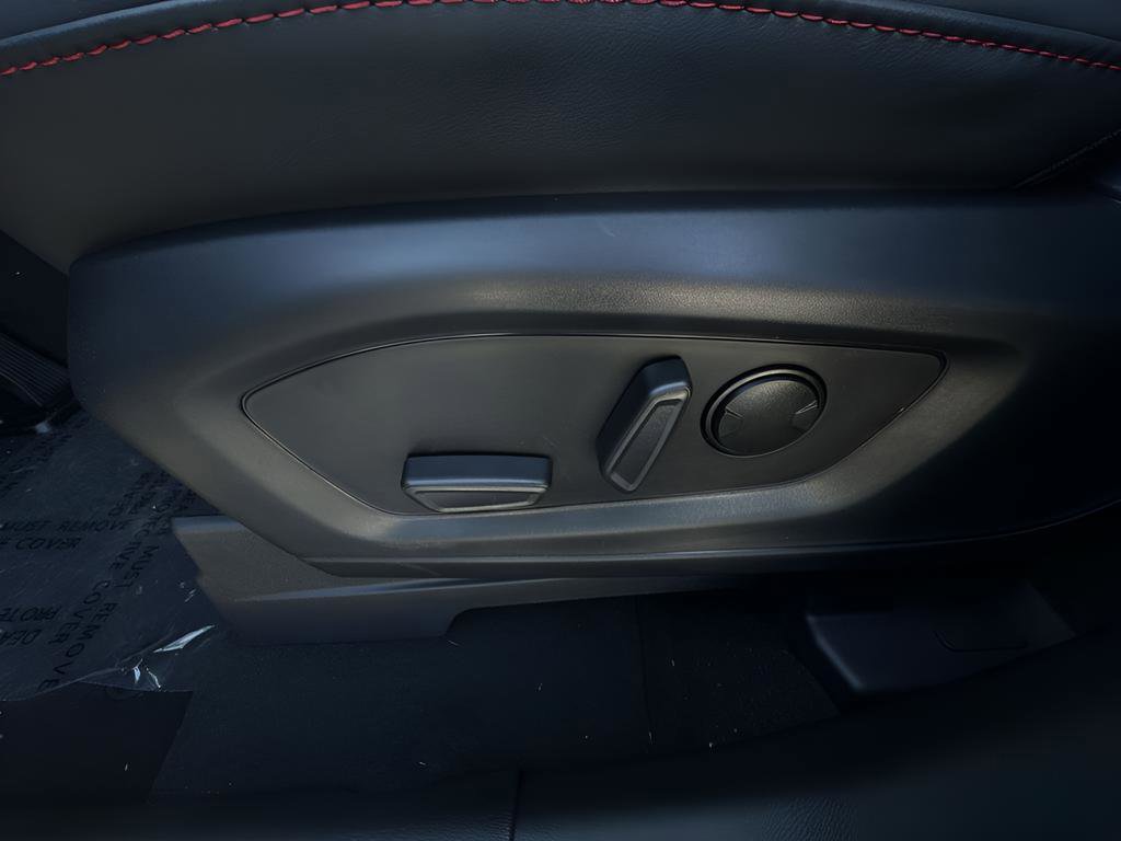 New 2026 Ford Explorer ST-Line w/ ST-Line Street Pack image 14