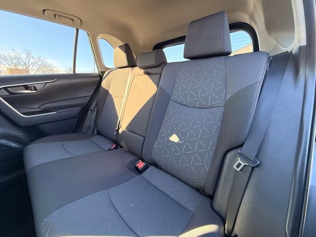 Used 2025 Toyota RAV4 XLE image 15