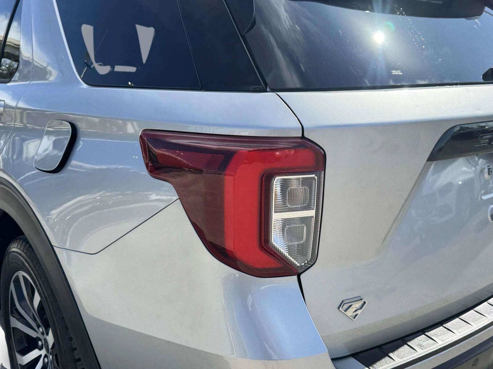 Used 2020 Ford Explorer ST w/ Premium Technology Package AWD/4WD image 14