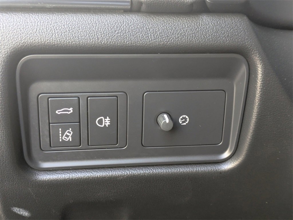 Used 2021 Jaguar F-TYPE Coupe image 21