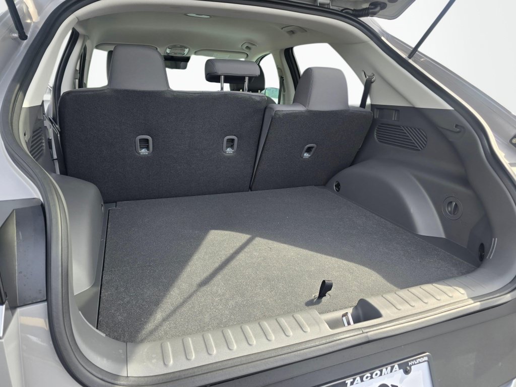 New 2025 Hyundai Ioniq 5 SE AWD/4WD image 15