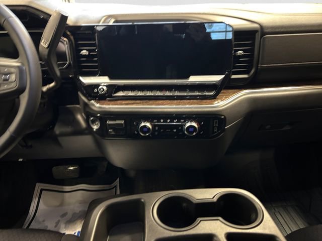 Used 2023 GMC Sierra 1500 Elevation image 12