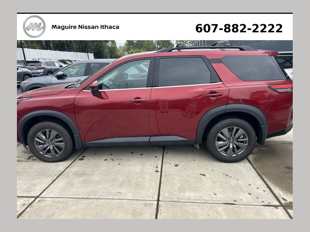 Used 2023 Nissan Pathfinder SV