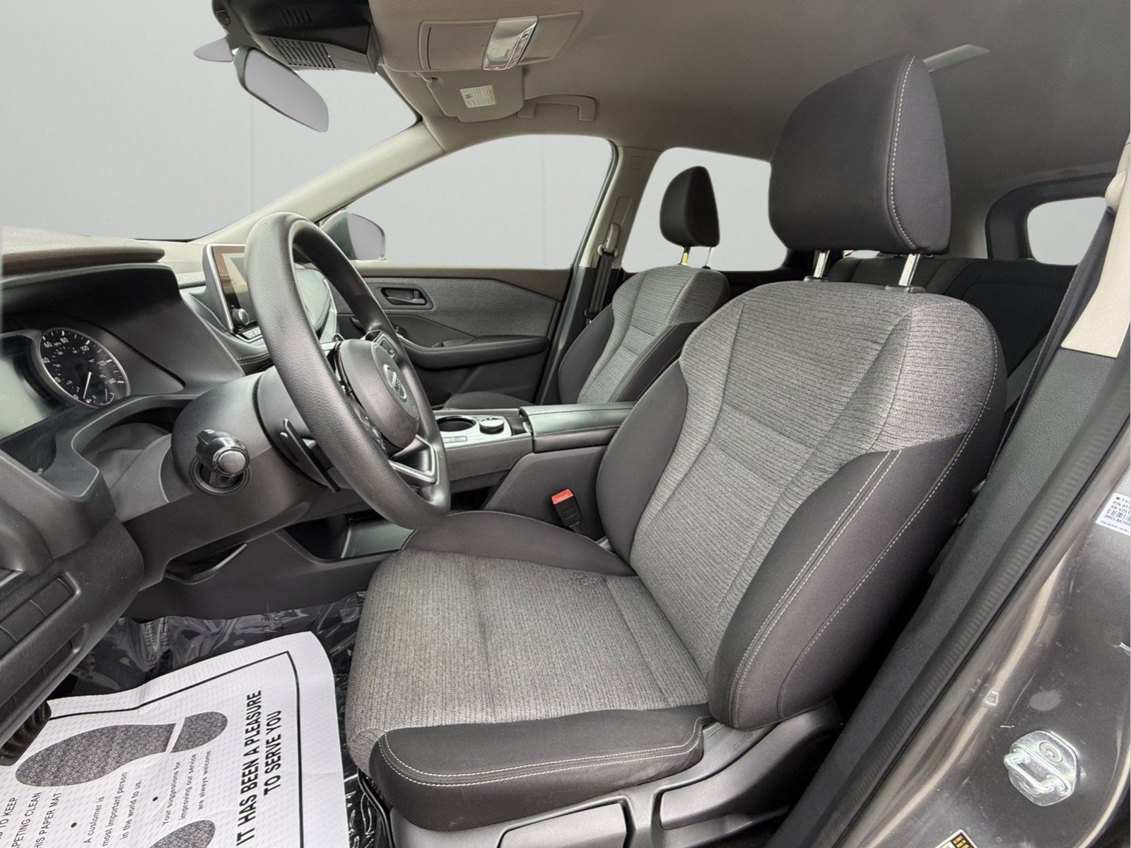 Used 2021 Nissan Rogue S image 4