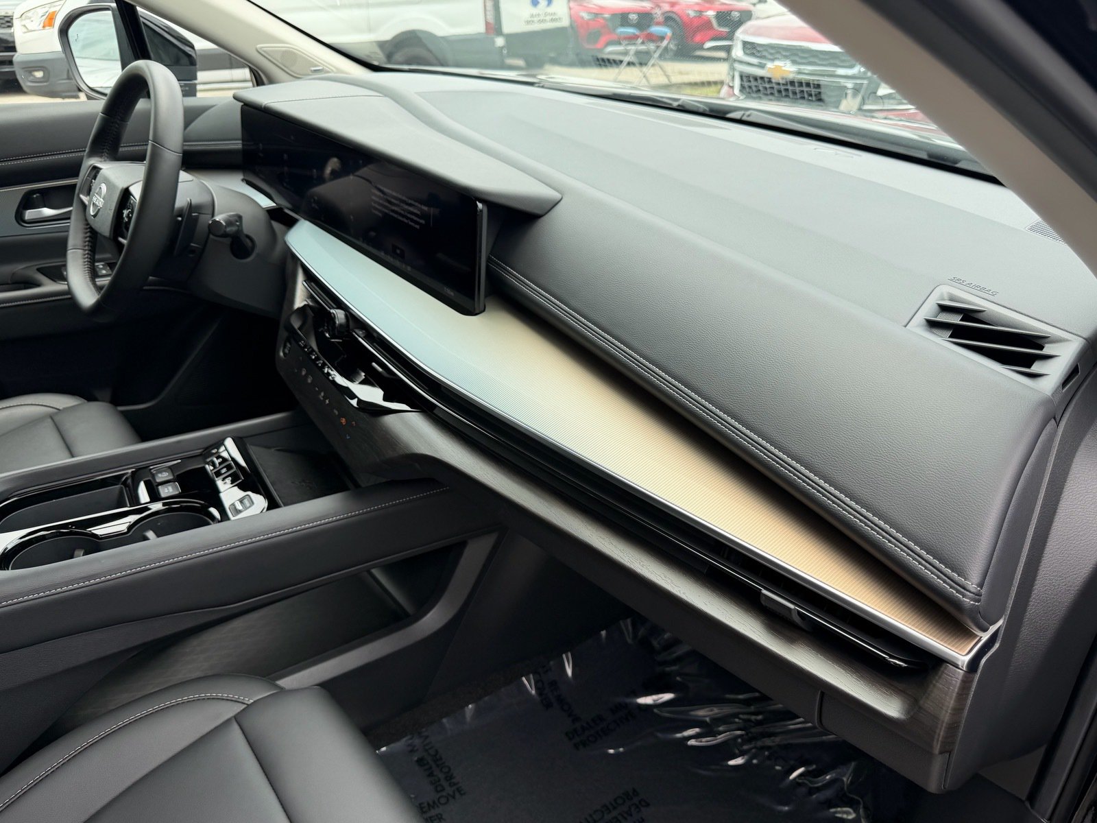 Certified 2025 Nissan Murano SL w/ Cargo Package AWD/4WD image 17