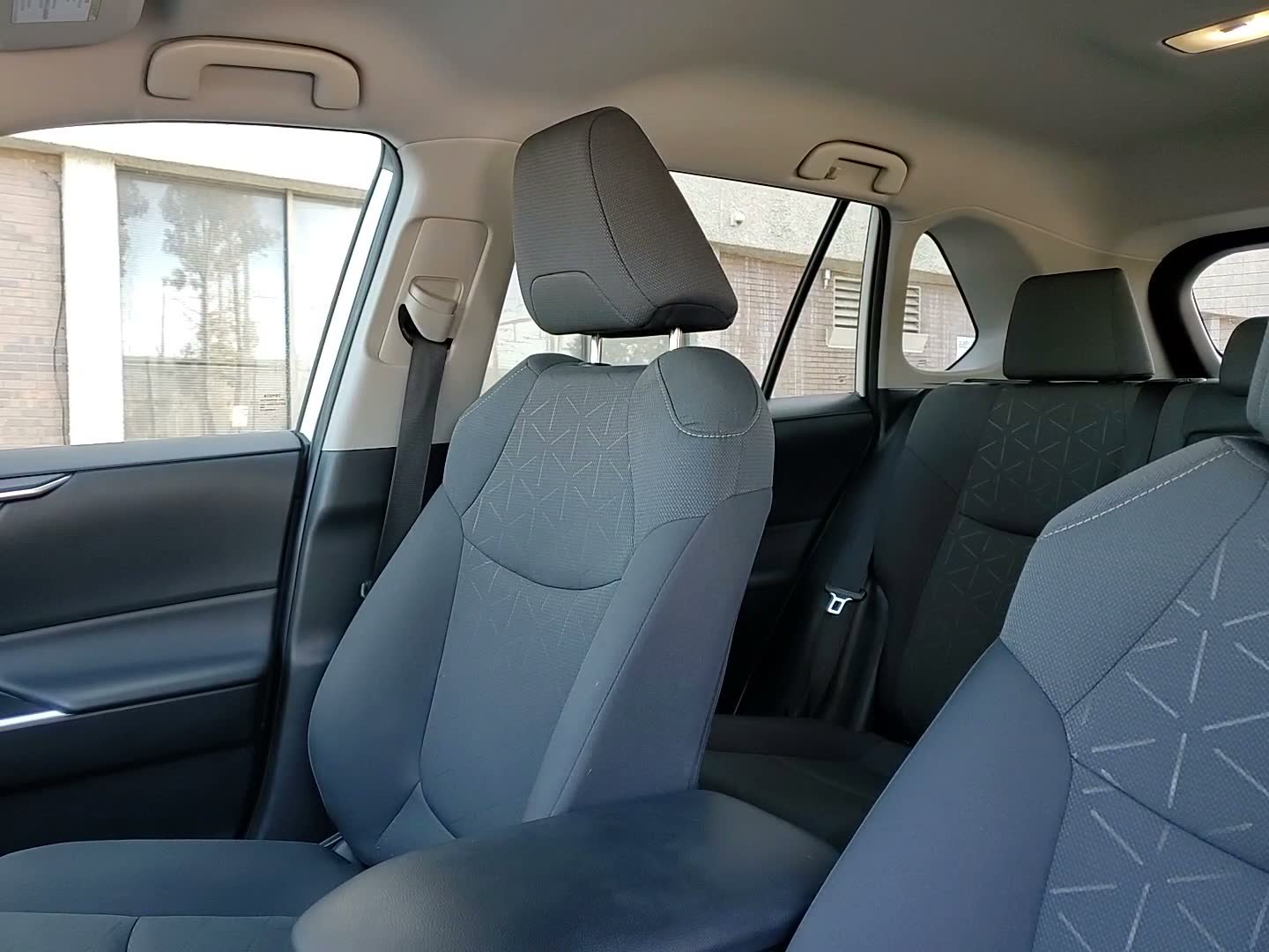 Certified 2024 Toyota RAV4 XLE image 28