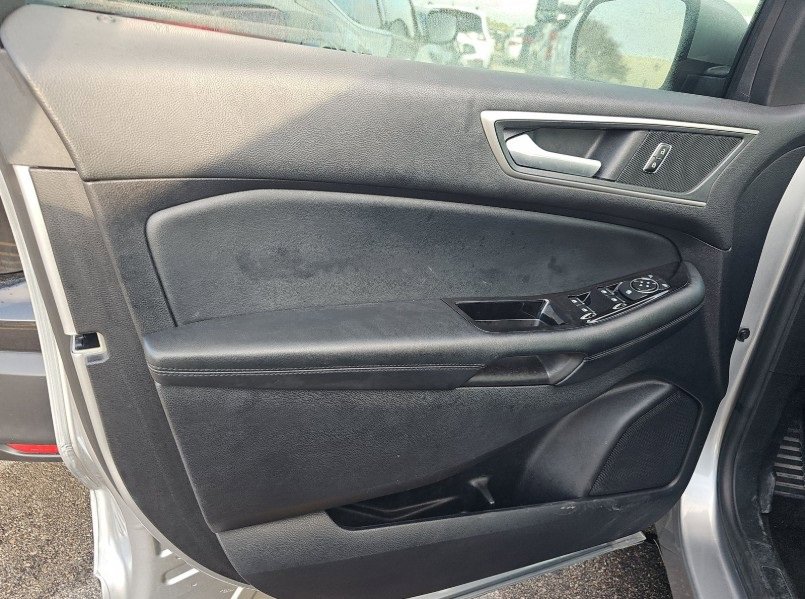 Used 2020 Ford Edge SEL w/ Convenience Package image 14