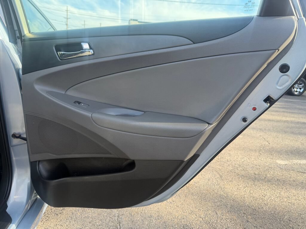 Used 2013 Hyundai Sonata GLS w/ Popular Equipment Pkg FWD image 21