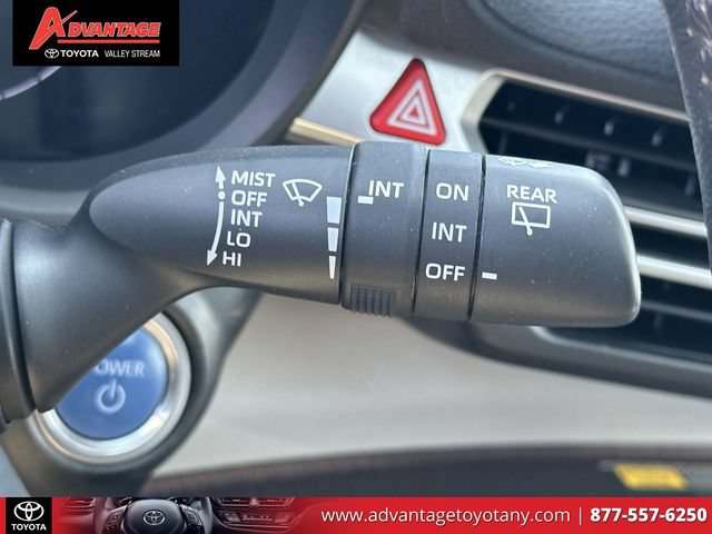 Used 2022 Toyota Sienna XLE w/ XLE Plus Package FWD image 28