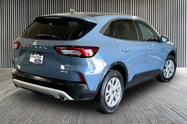 Used 2023 Ford Escape Active image 2