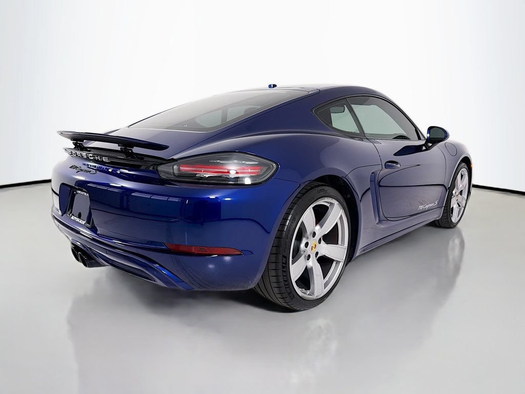 Certified 2024 Porsche 718 Cayman S RWD image 9