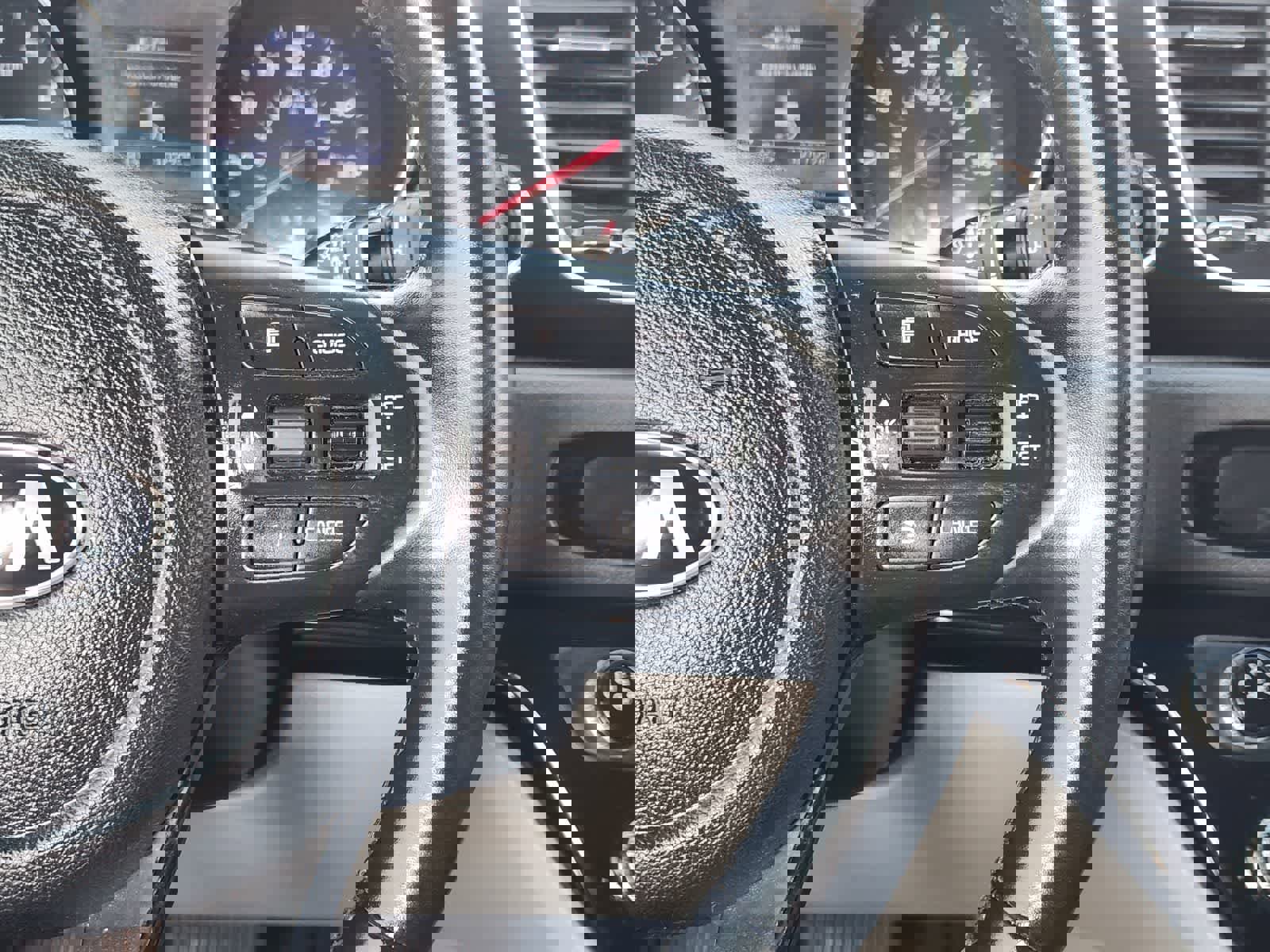 Used 2019 Kia Sedona EX FWD image 29