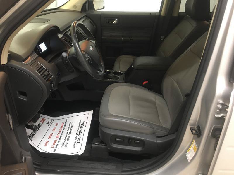 Used 2019 Ford Flex SEL w/ Equipment Group 202A AWD/4WD image 11