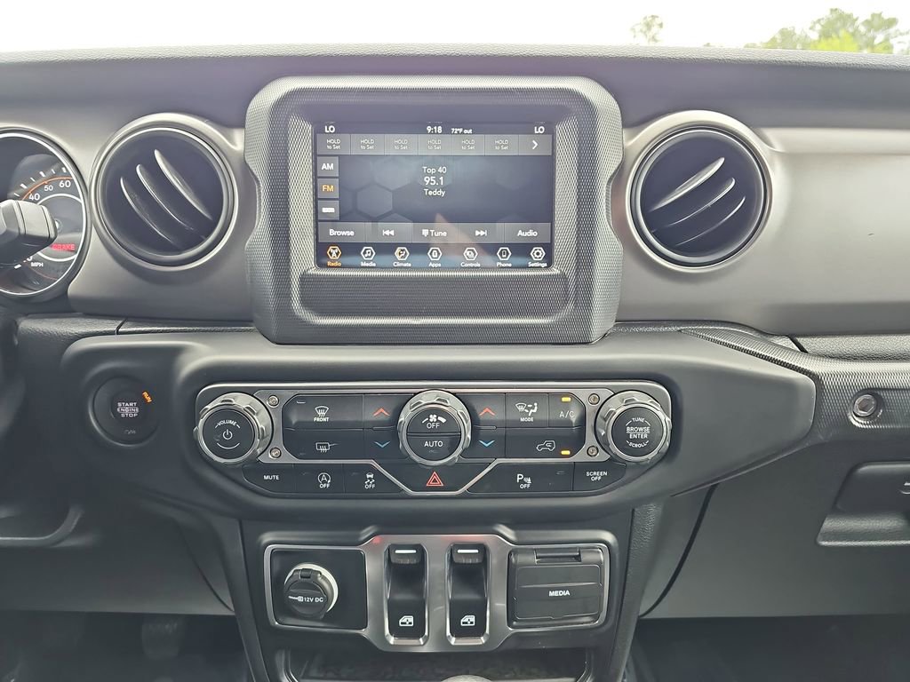 Used 2021 Jeep Wrangler Sport AWD/4WD image 26
