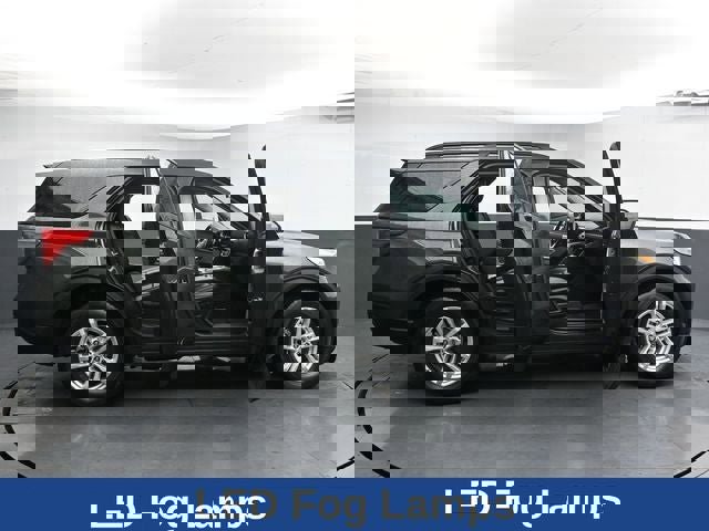 Used 2023 Ford Explorer XLT w/ Equipment Group 202A image 32