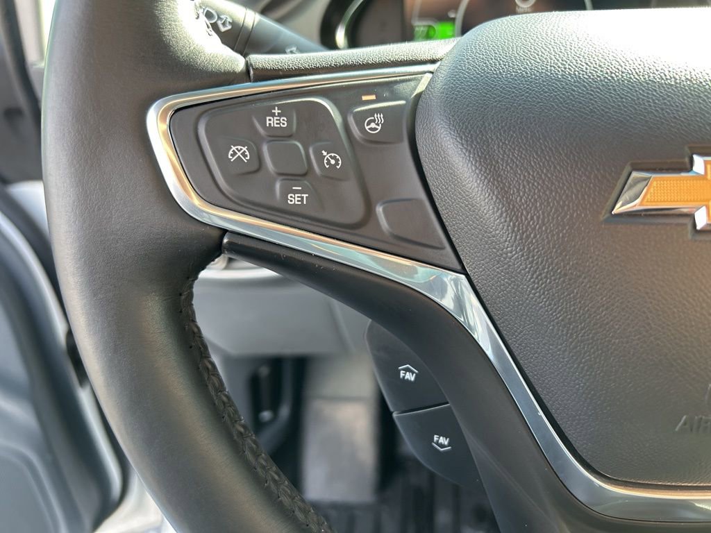 Used 2017 Chevrolet Bolt Premier w/ Infotainment Package image 23